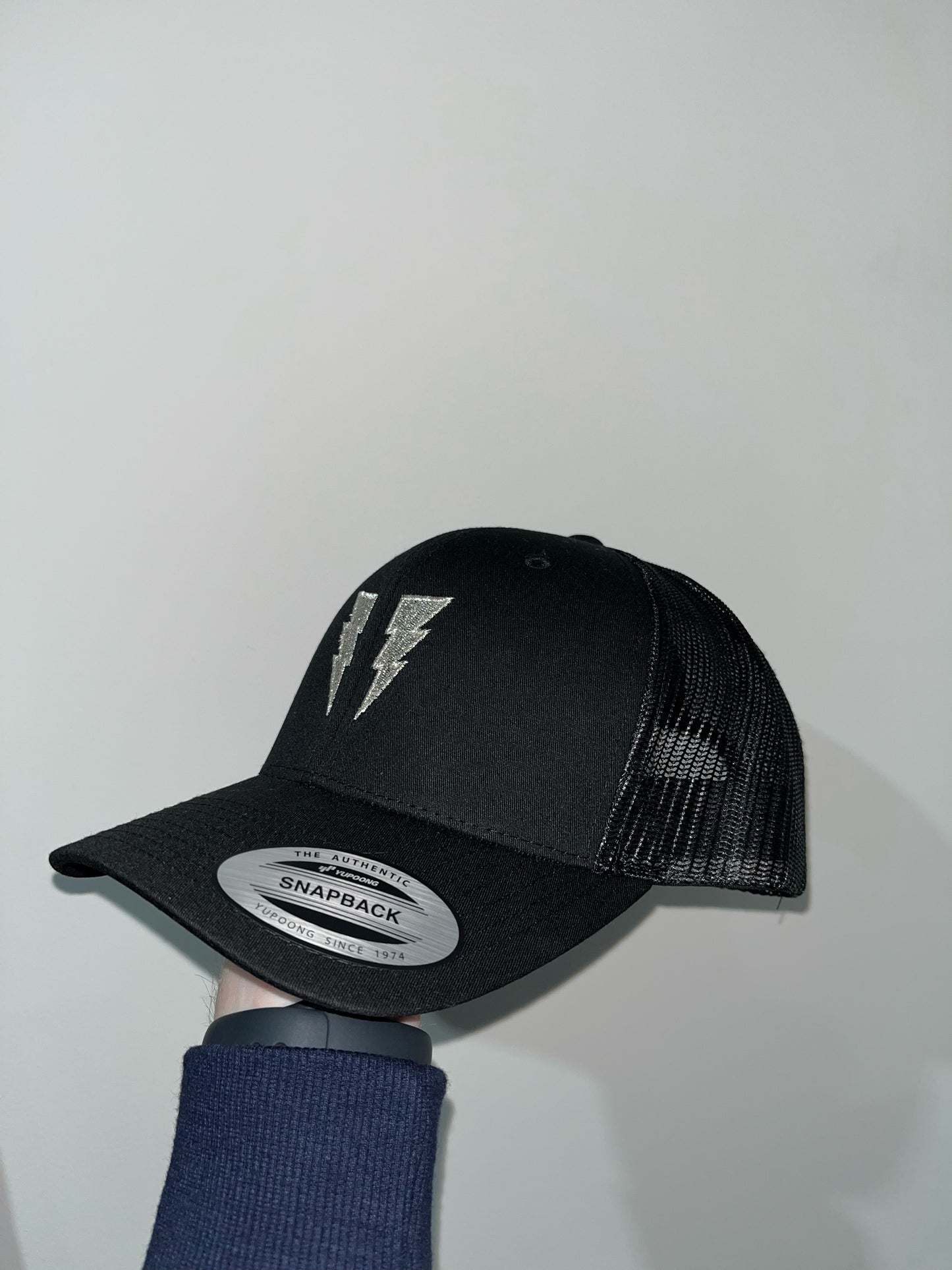 Men's Black Metallic Trucker Cap